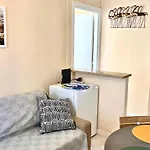 New Apartment, Near Metro Monte Grappa *