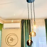 New Apartment, Near Metro Monte Grappa *