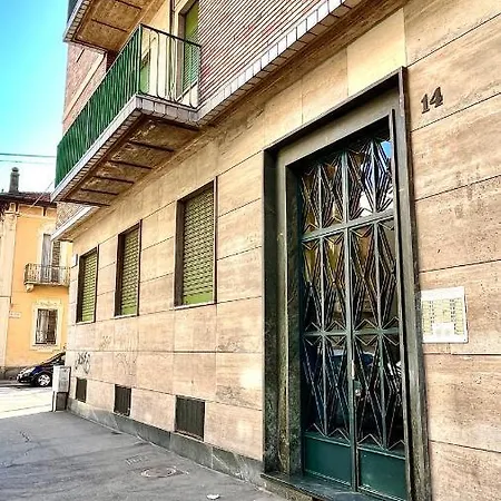 New Apartment, Near Metro Monte Grappa * Turin