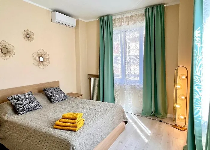 New Apartment, Near Metro Monte Grappa Appartement Turin