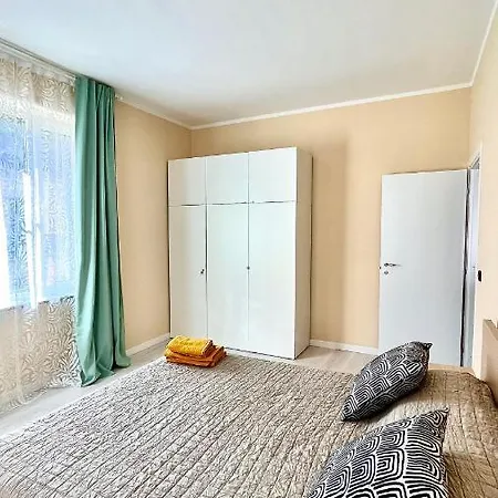 New Apartment, Near Metro Monte Grappa Apartman *