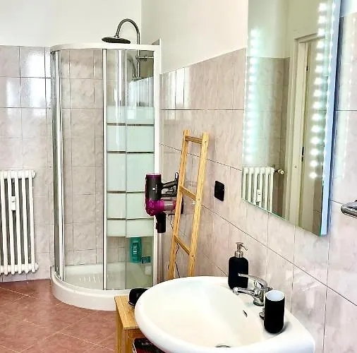 New Apartment, Near Metro Monte Grappa * Torino